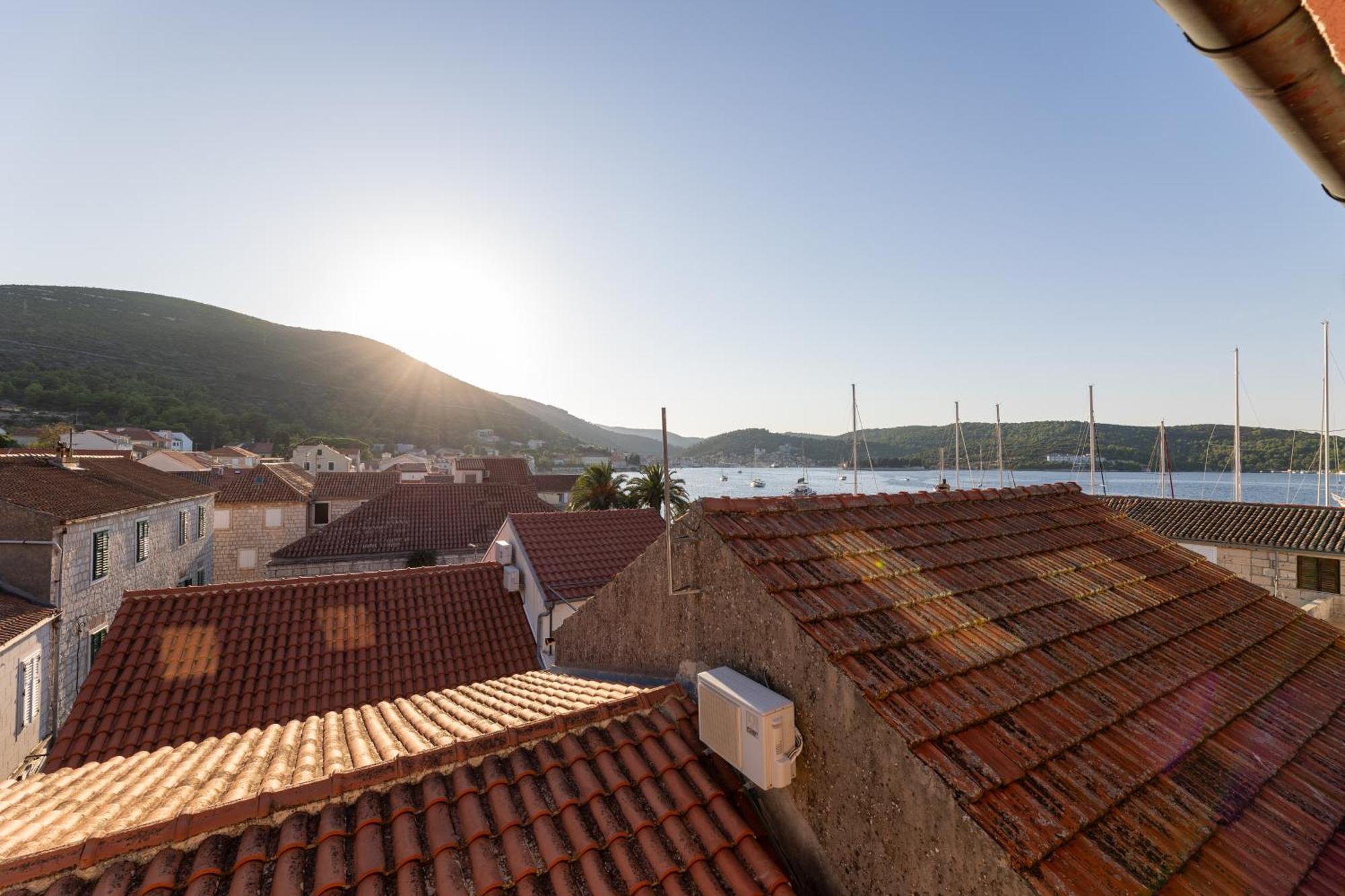 Hotel San Giorgio Vis Ngoại thất bức ảnh