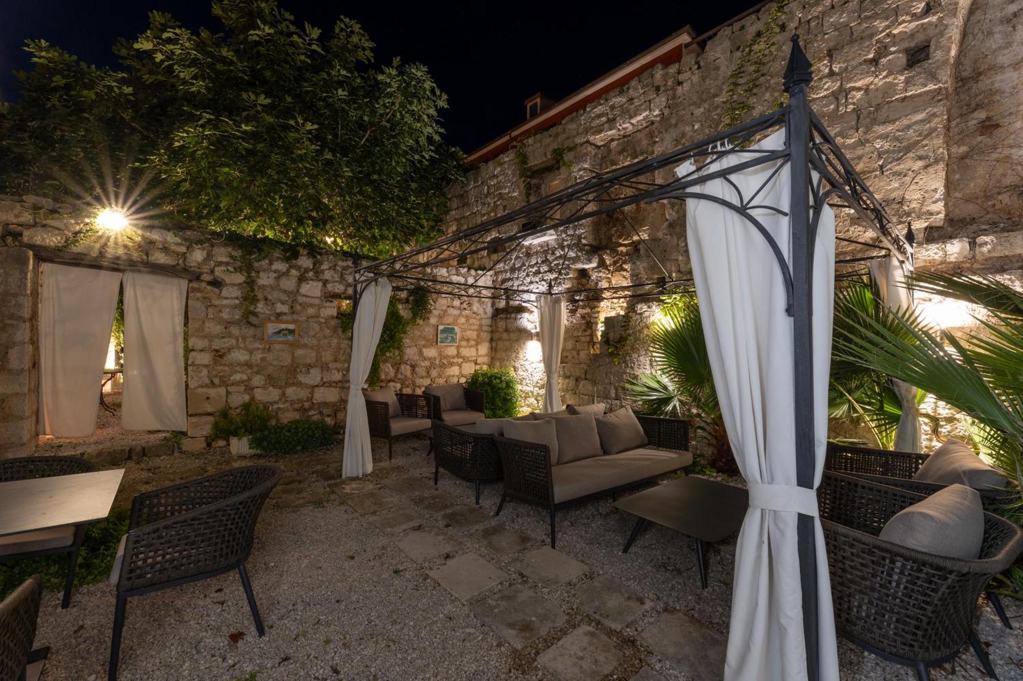 Hotel San Giorgio Vis Ngoại thất bức ảnh
